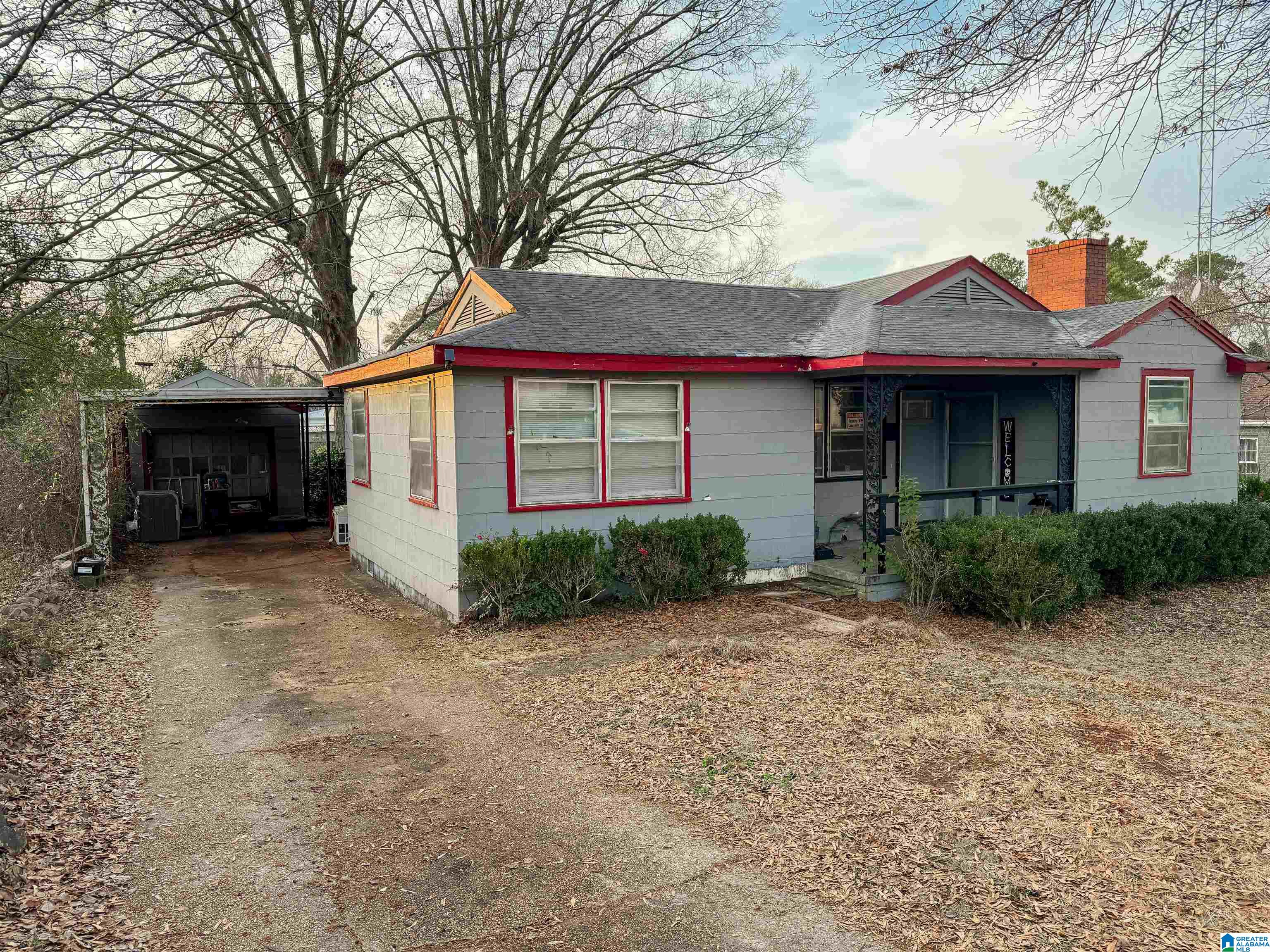 Homes for sale in Talladega, AL | 727 Glenwood Road, Talladega, AL 35160 | MLS# 21440443