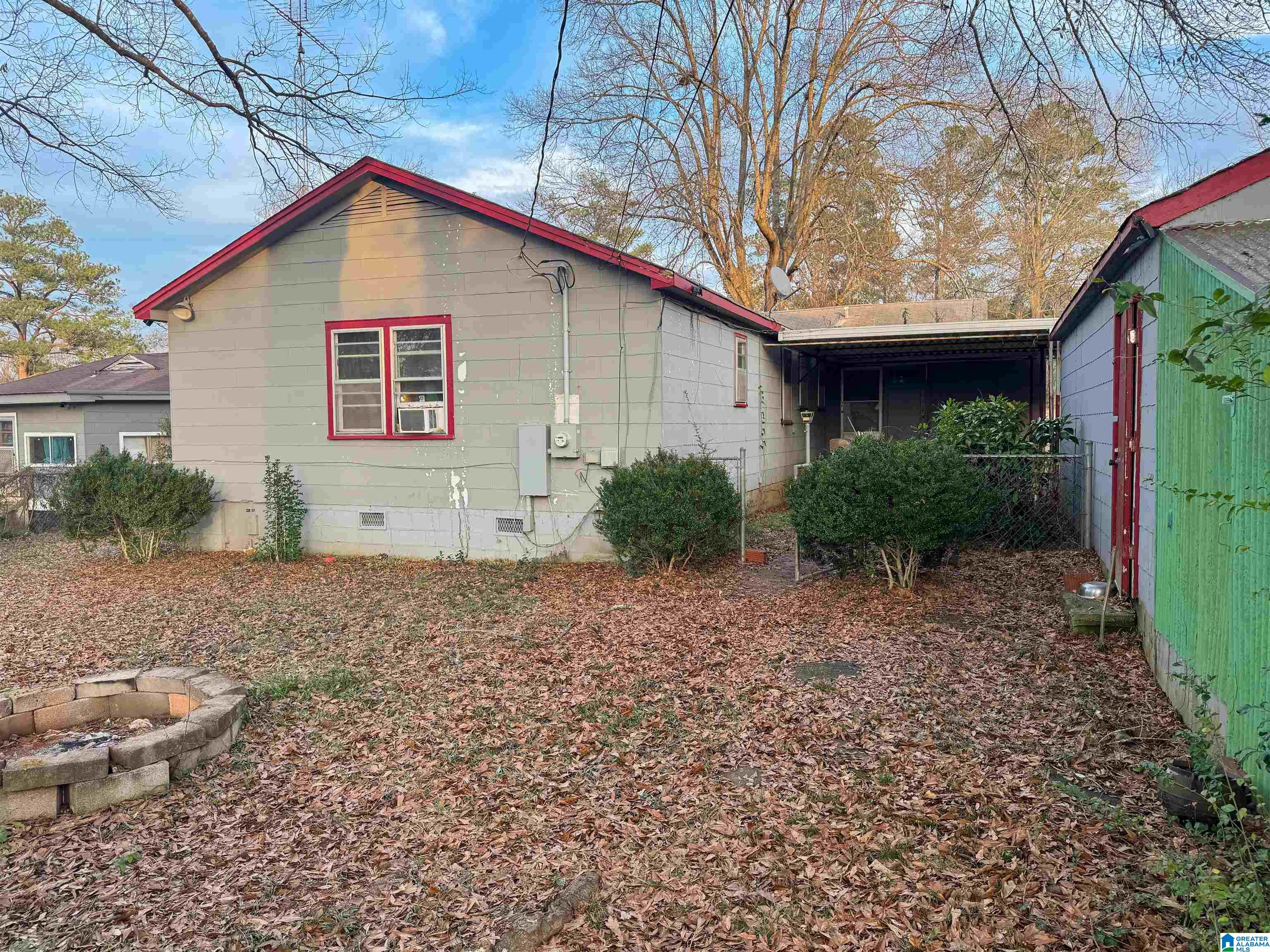 Homes for sale in Talladega, AL | 727 Glenwood Road, Talladega, AL 35160 | MLS# 21440443