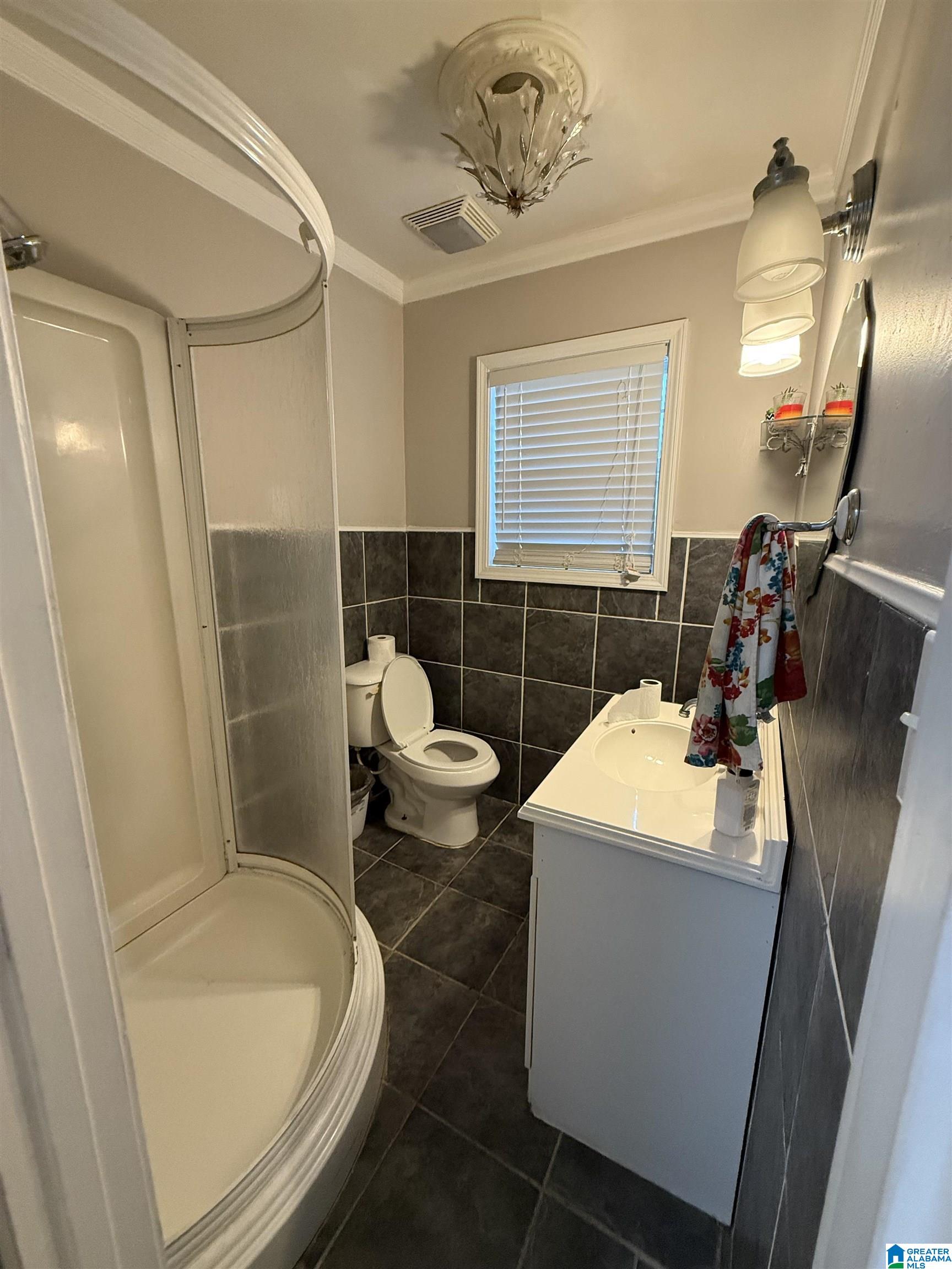 Homes for sale in Clanton, AL | 1104 3rd Avenue S, Clanton, AL 35045 | MLS# 21440524