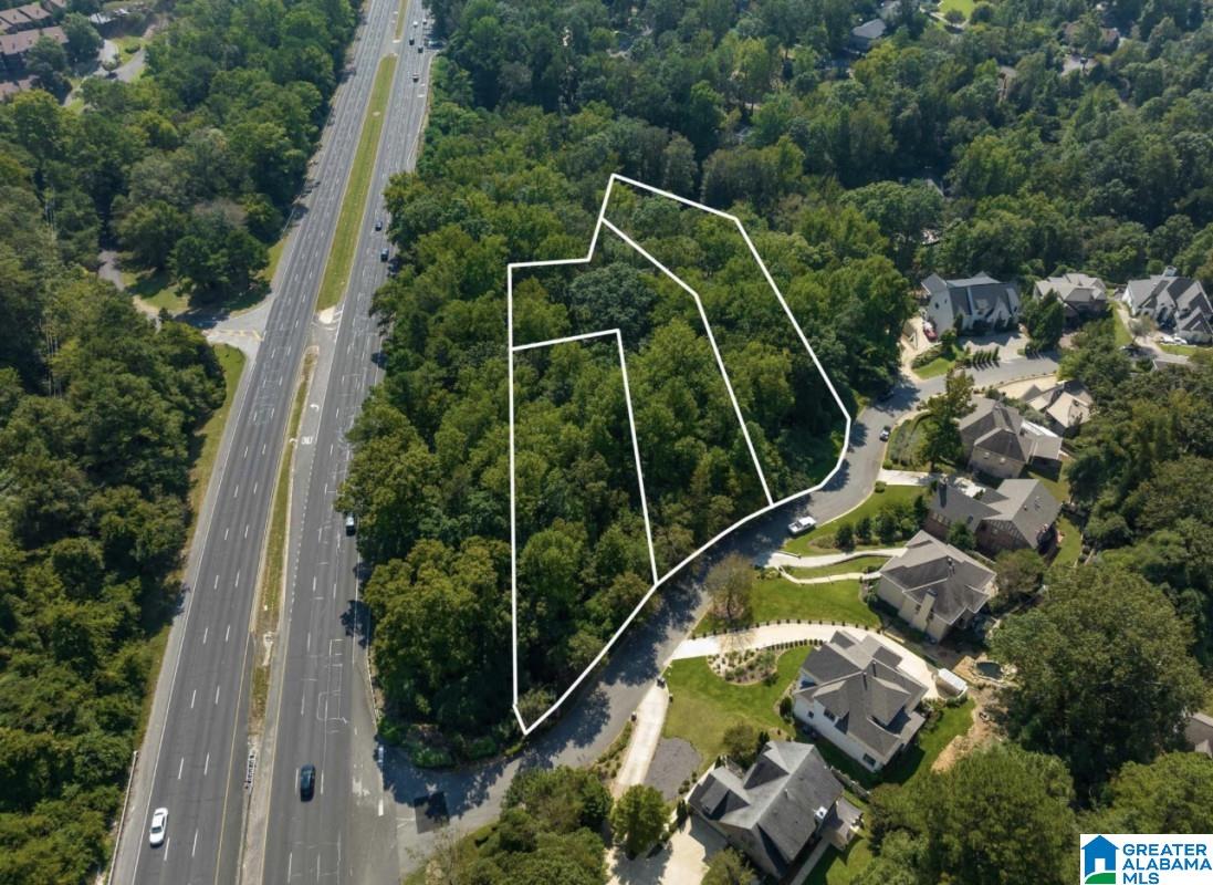 2229-2233 STERLINGWOOD DRIVE