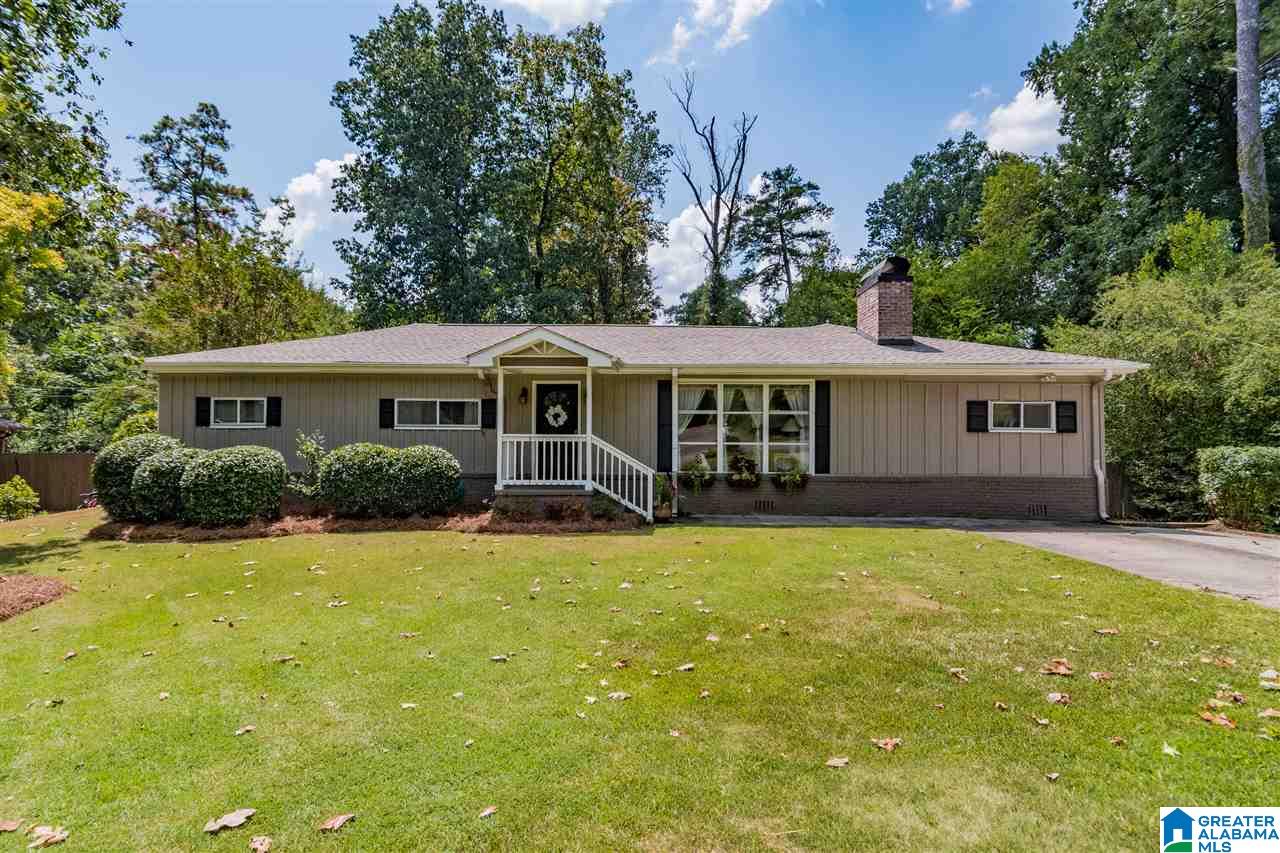 3325 VALLEY PARK DR, VESTAVIA HILLS, AL 35243 LAH Real Estate