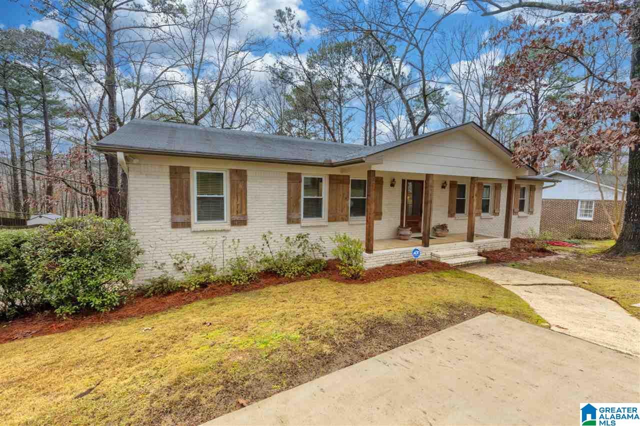 Homes for sale in Mountain Brk, AL | 3342 Overton Road, Mountain Brk, AL 35223 | MLS# 876856