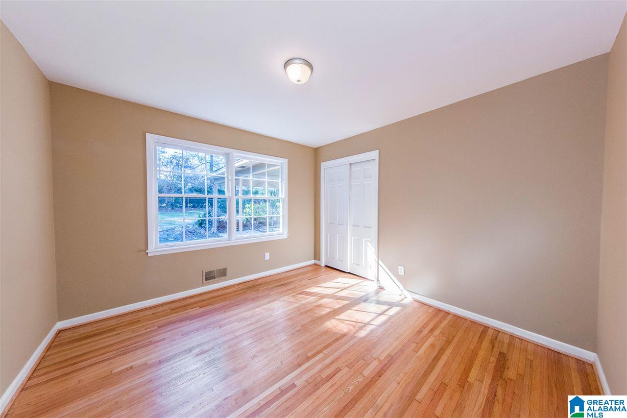 817 CASTLEWOOD AVE