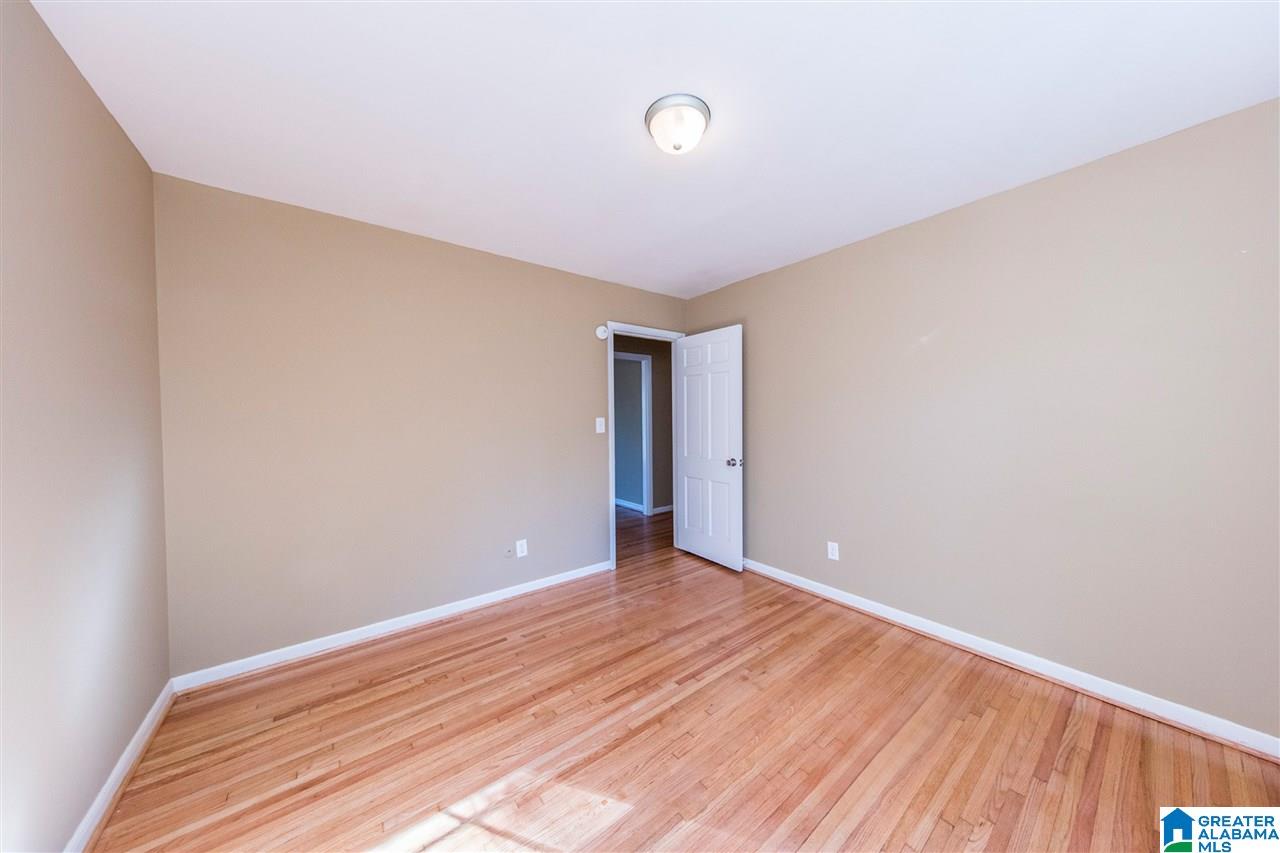 817 CASTLEWOOD AVE