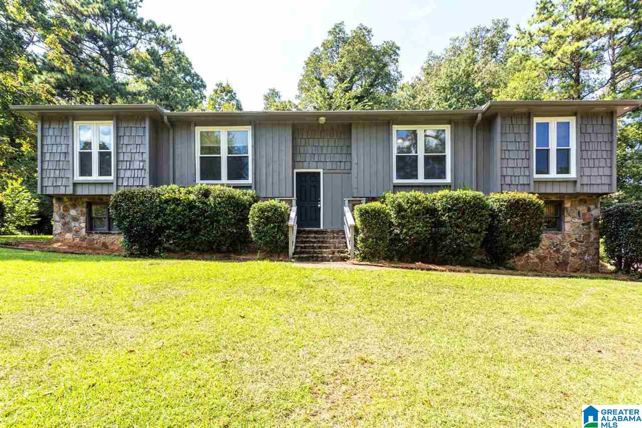 416 HALF MOON BEND