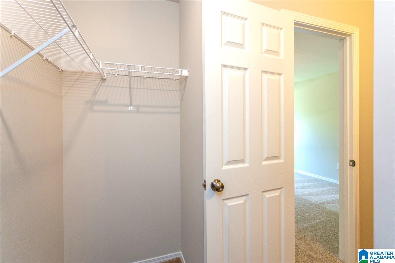 553 FOX RUN CIR