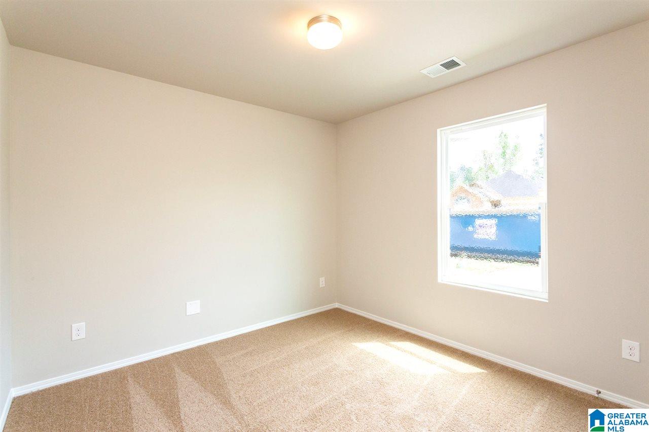 553 FOX RUN CIR