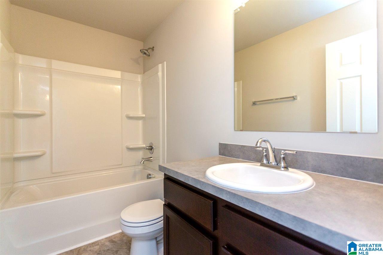 553 FOX RUN CIR