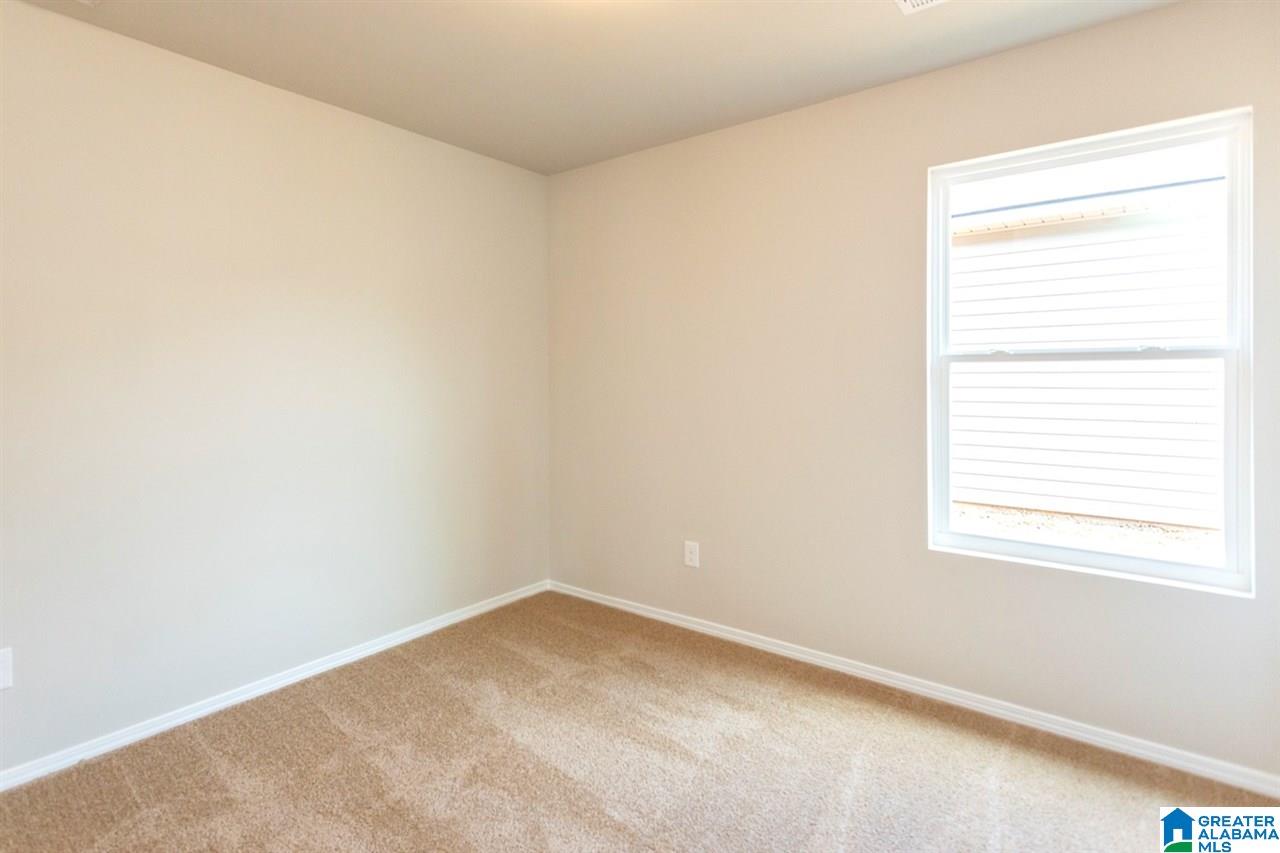 553 FOX RUN CIR