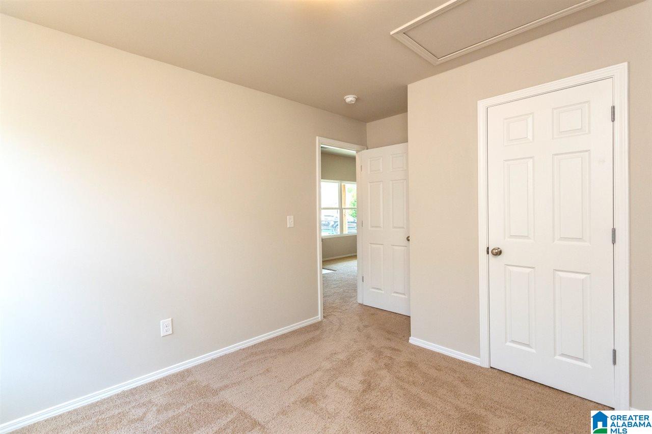 553 FOX RUN CIR