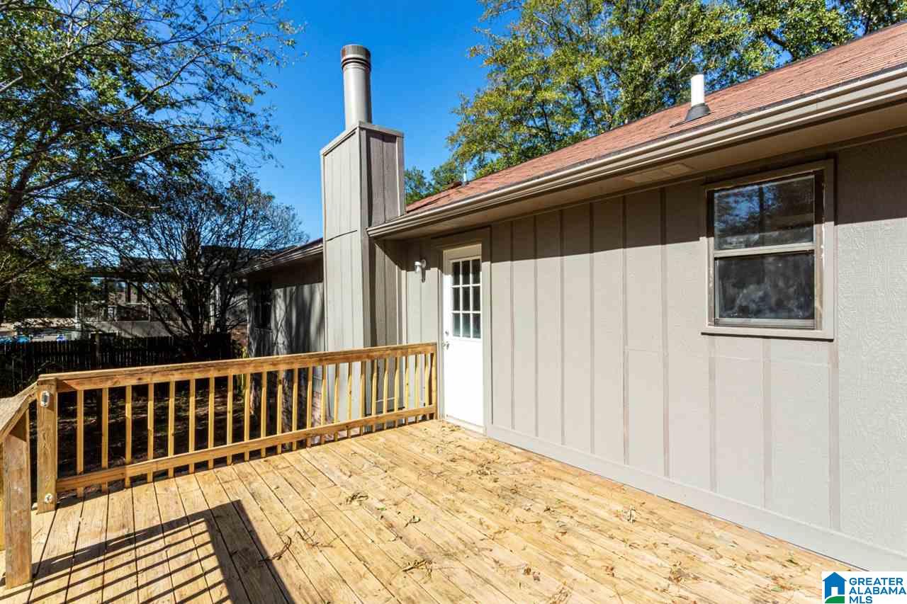 13 EDDINGS LN