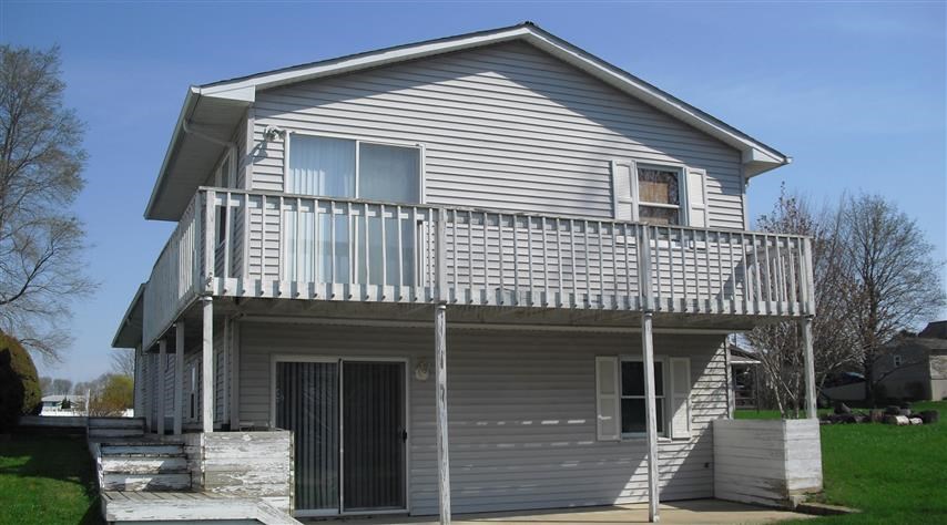Homes for sale in Cromwell, IN | 9285 E Sleepy Hollow Pkwy, Cromwell, IN 46732 | MLS# 201517306