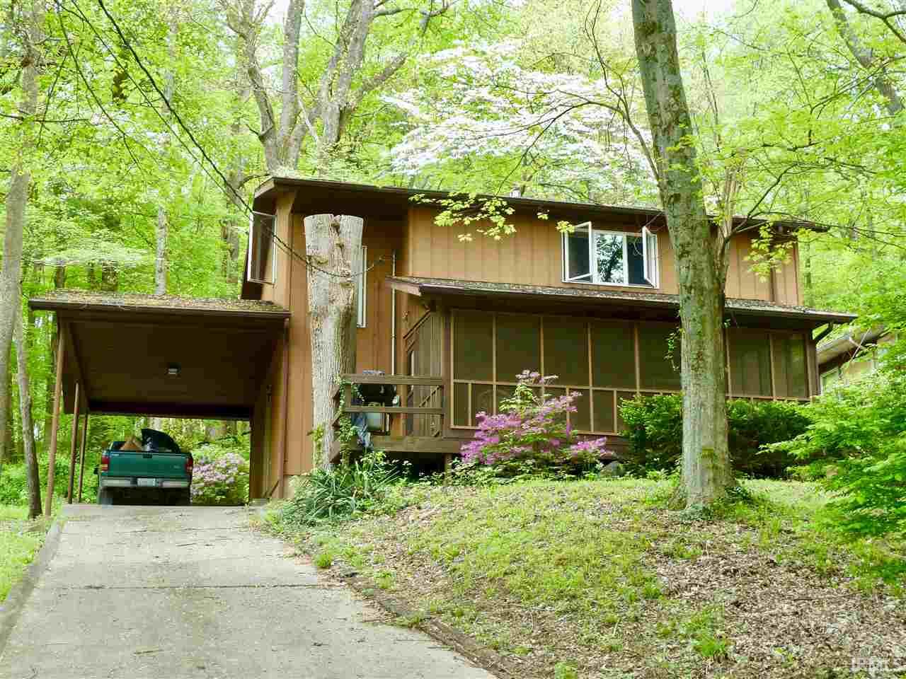 Idlewild Lake Homes for Sale in Jasper Indiana