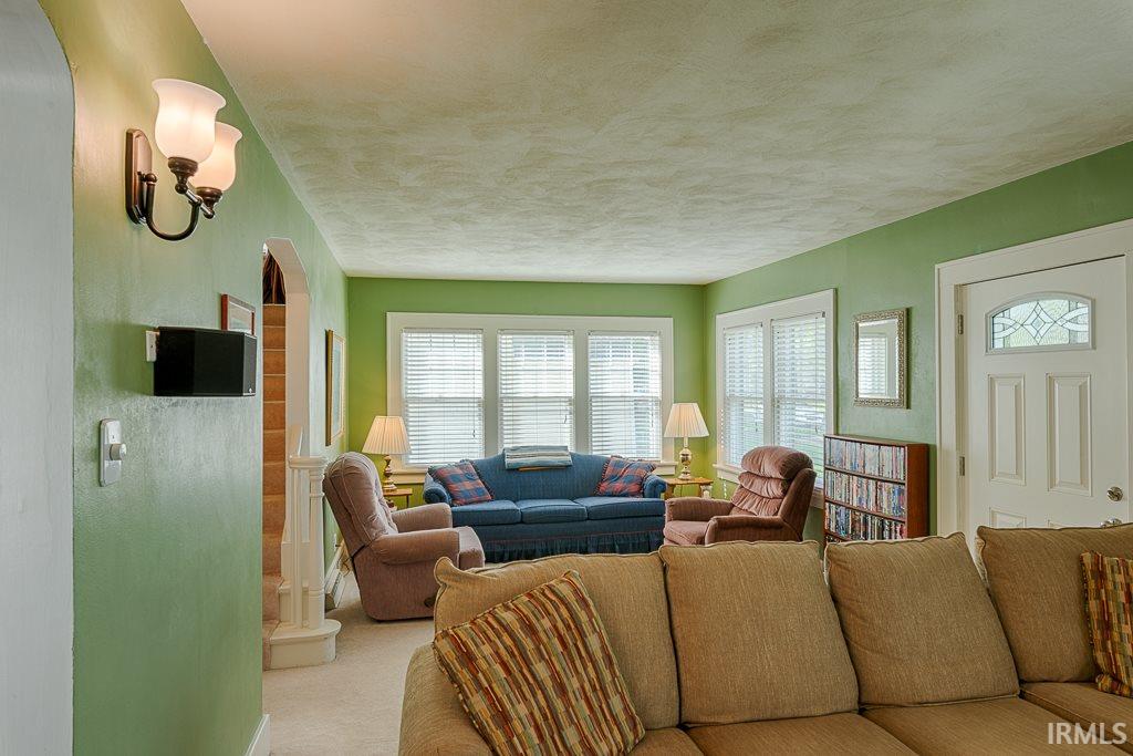 Homes for sale in Fort Wayne, IN | 4615 Beaver Ave, Fort Wayne, IN 46807 | MLS# 201820433