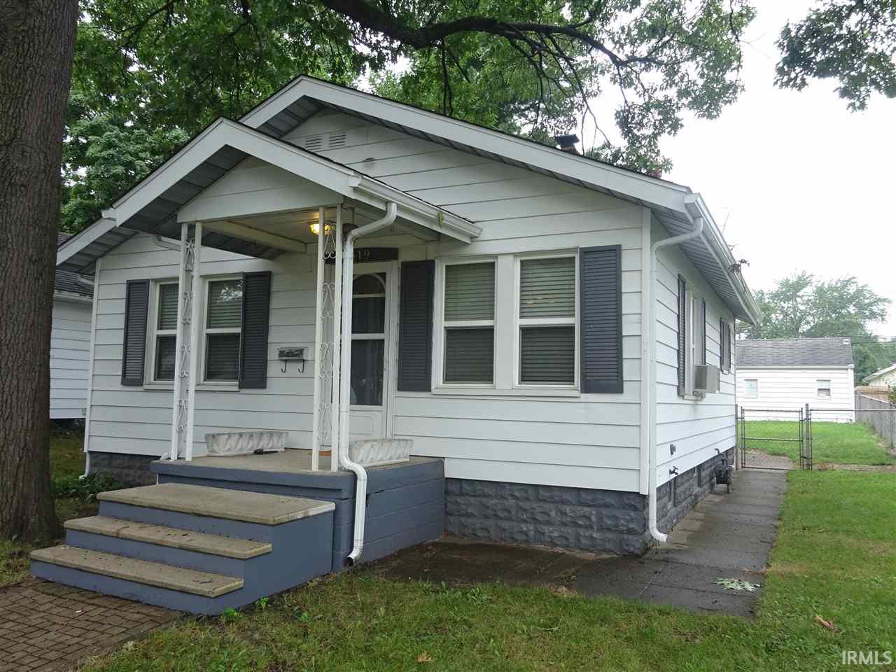 519 S 35th South Bend, IN 46615
