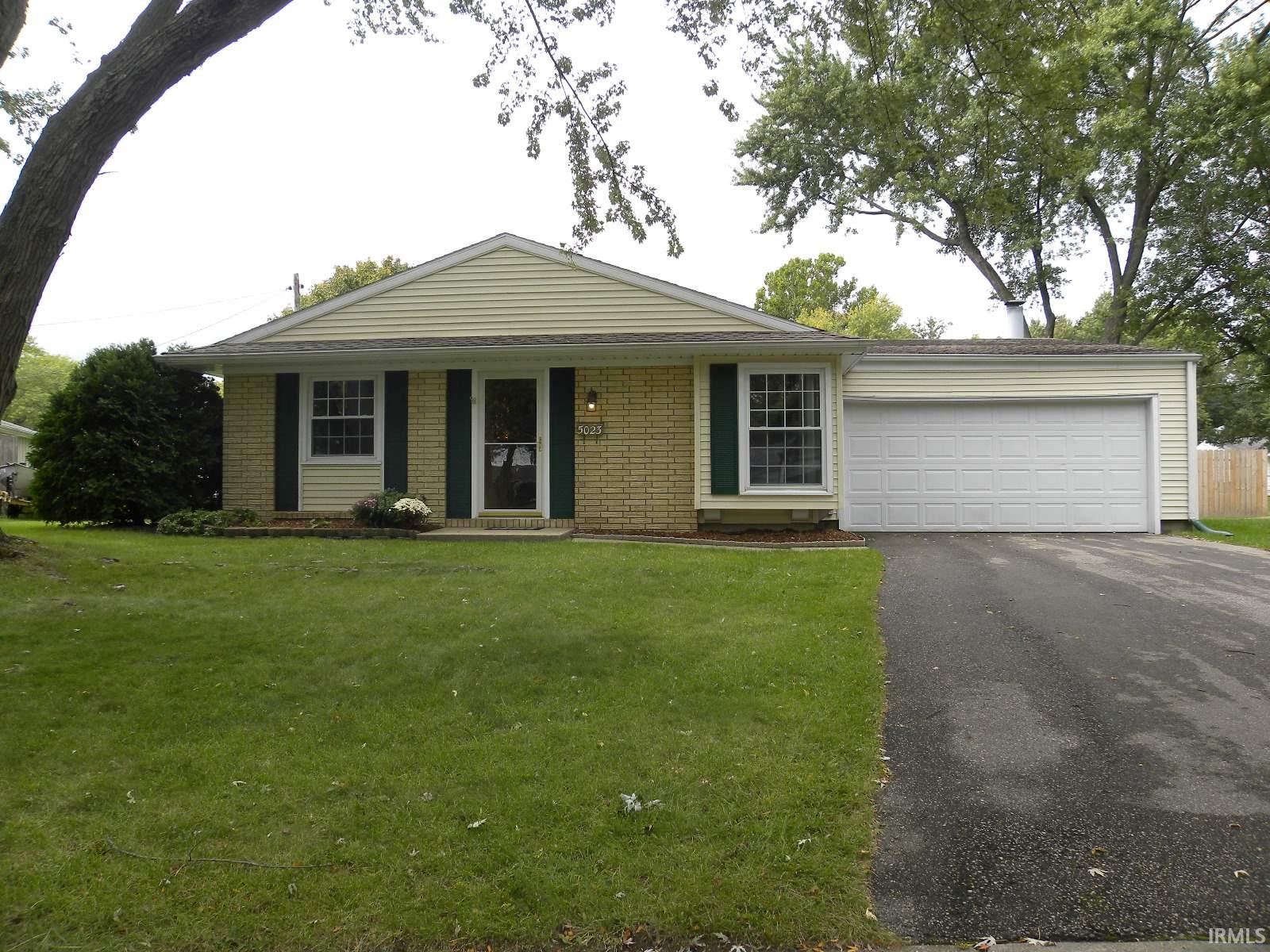 5023 Blackford Ct South Bend, IN 46614