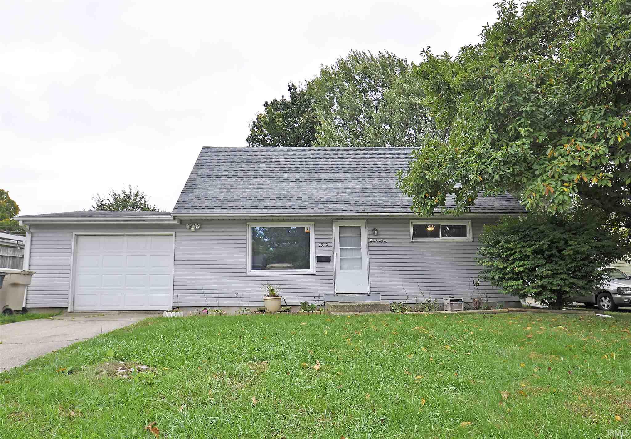 1310 Catherwood South Bend, IN 46614