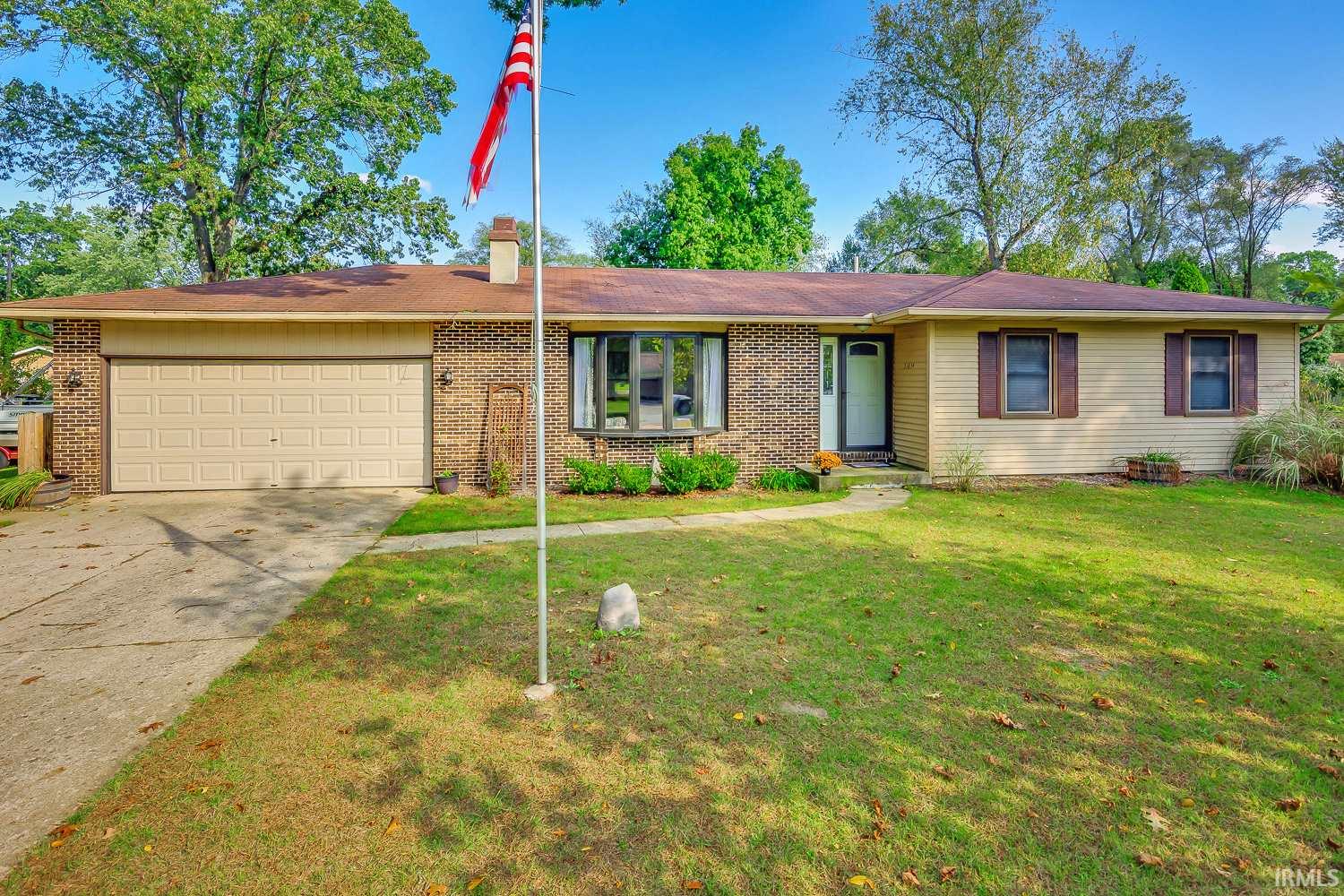 51634 Forestbrook South Bend, IN 46637