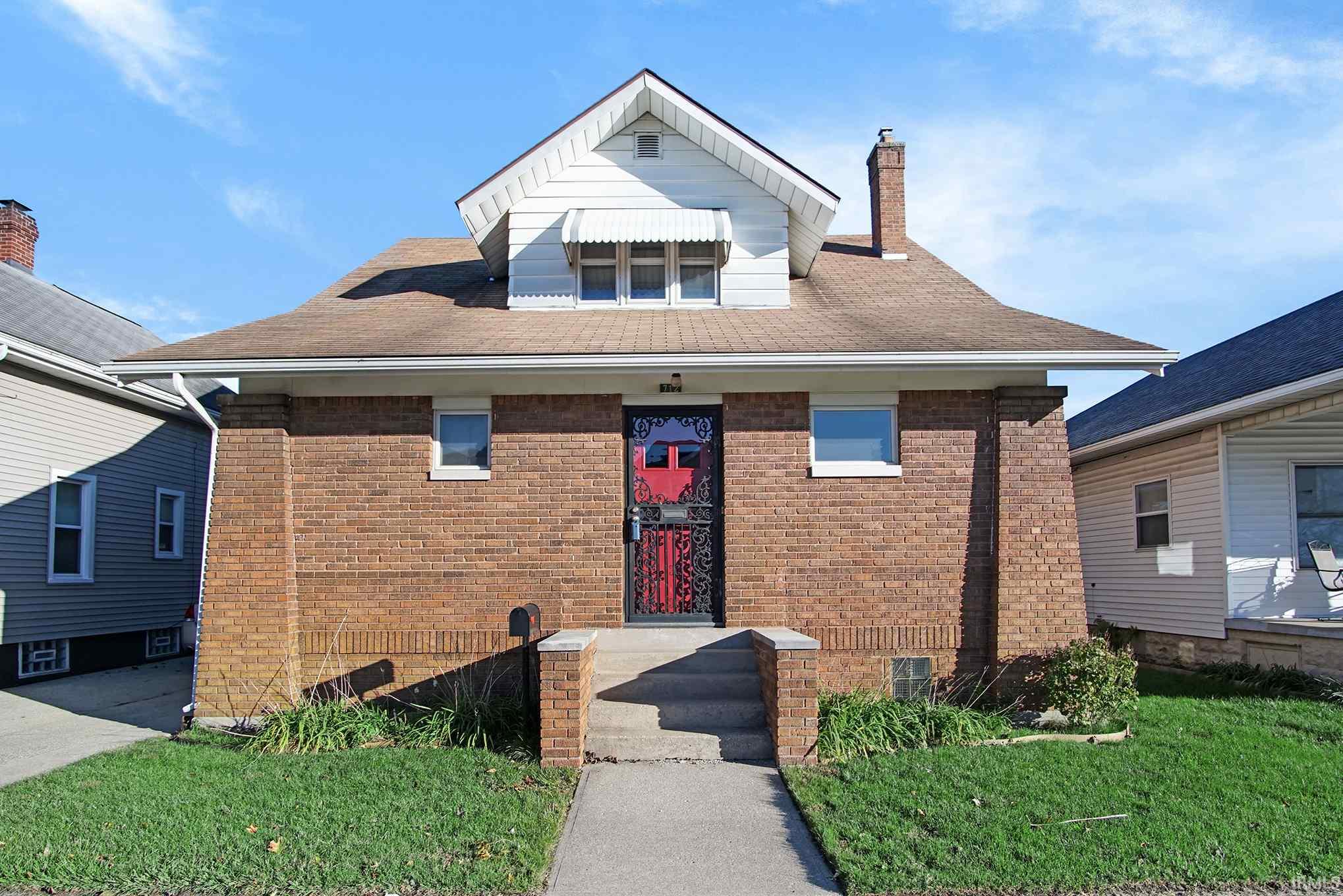 712 W 8th Mishawaka, IN 46544