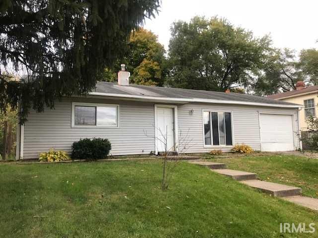 3731 Eastmont South Bend, IN 46628