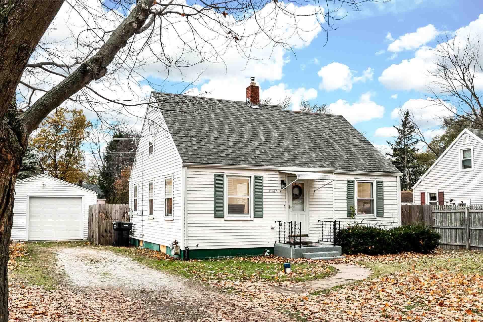 54427 Terrace South Bend, IN 46635