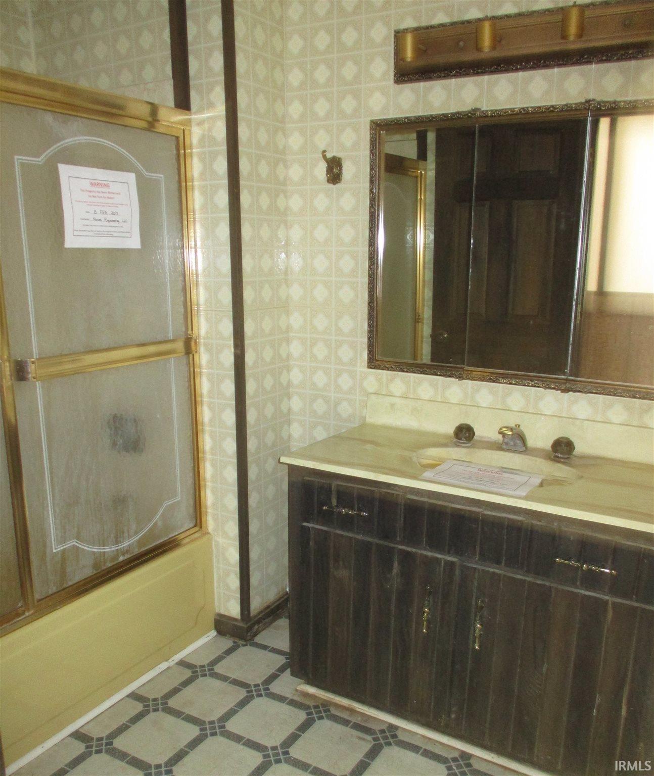 Odon Real Estate 304 E Walnut Street IN 47562 45,000 201905938