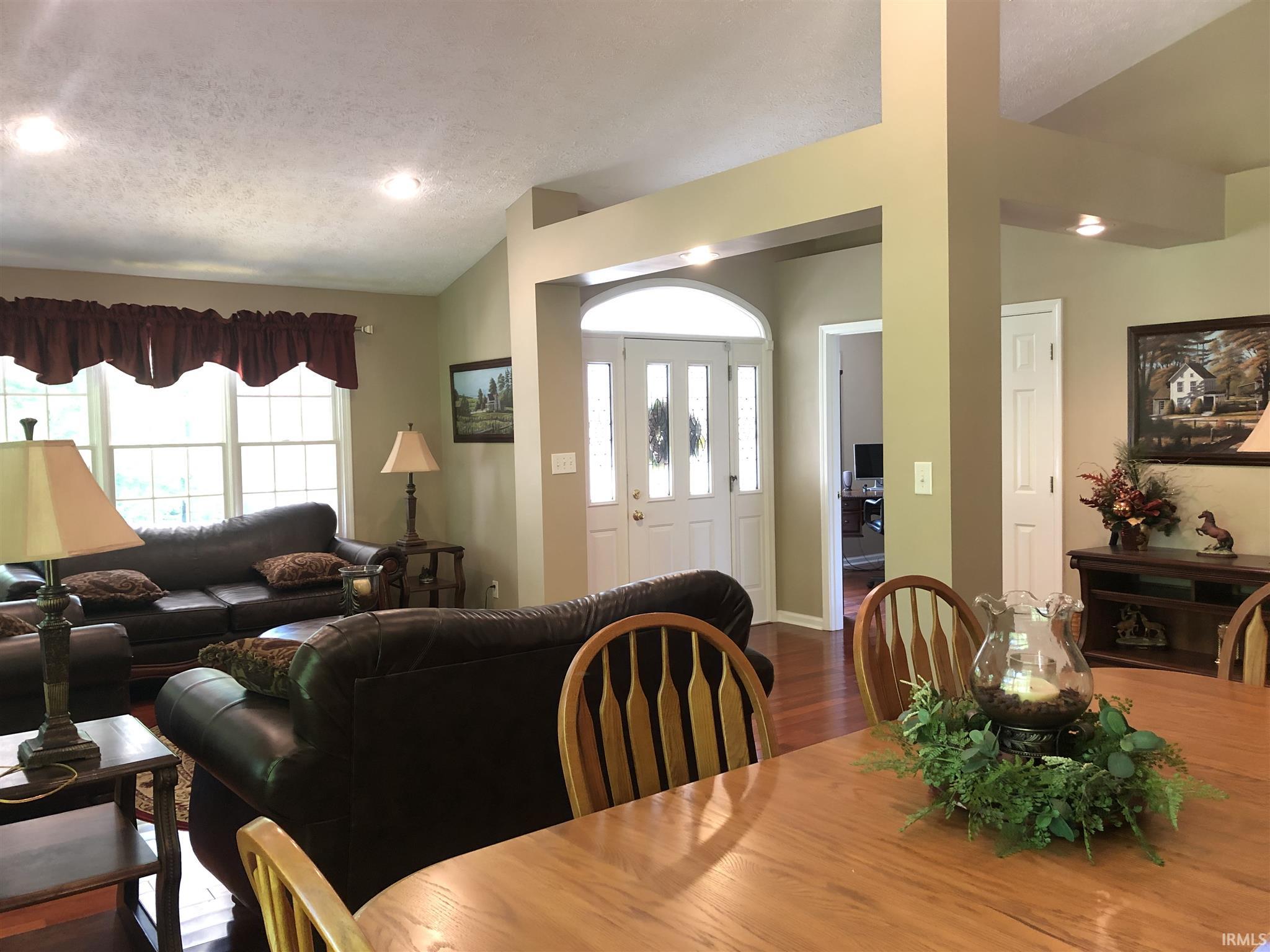 342 The Woods Bedford In 47421 Sold Listing Carpenter Realtors Inc