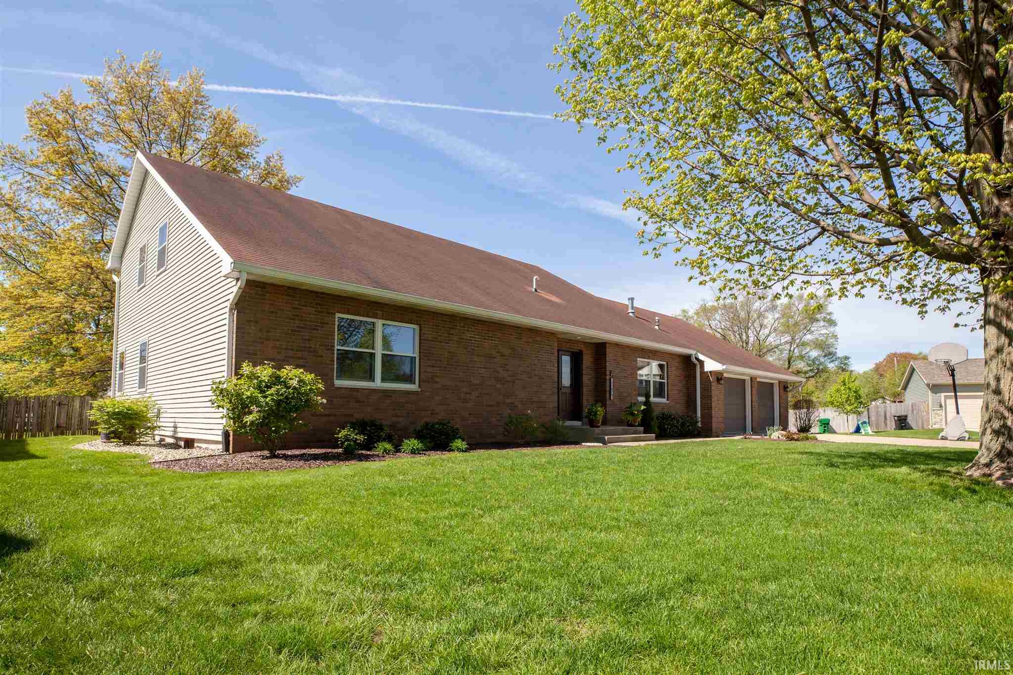 Mishawaka IN Real Estate 11672 Black Friars Mishawaka IN 46545 MLS