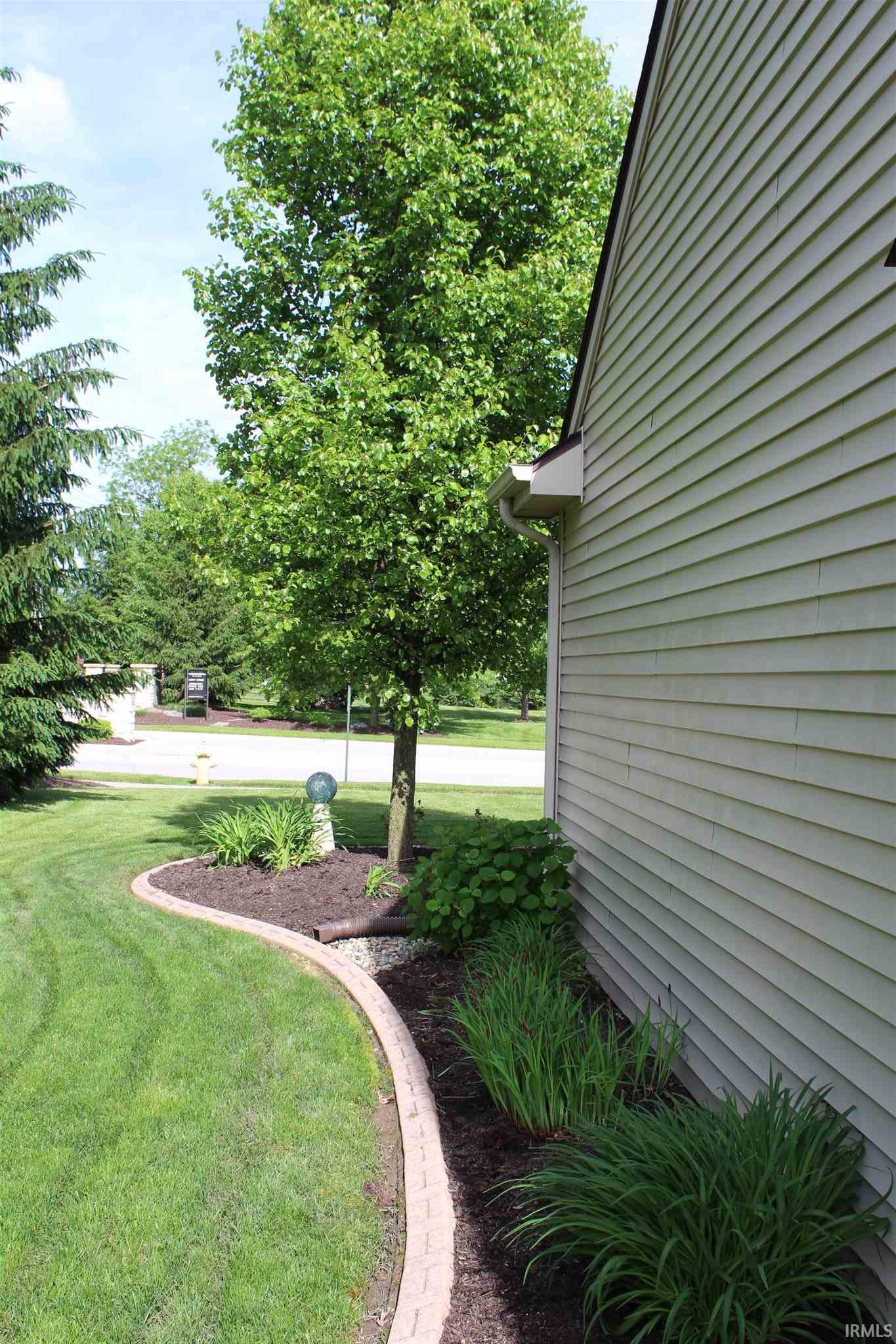 13325 Ravenswood Boulevard Fort Wayne In 46845 Sold Listing