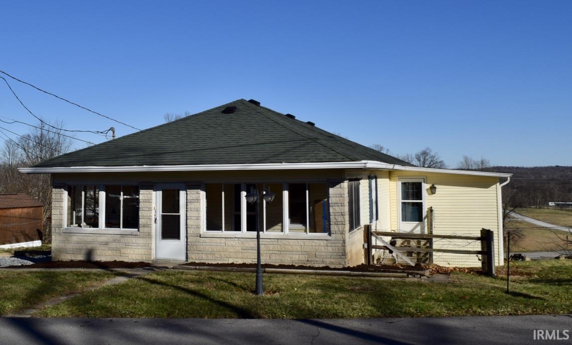 1459 Trogdon Lane Bedford In 47421 Natasha Johns