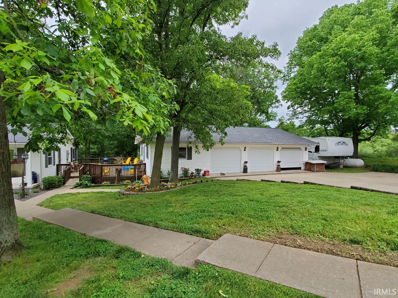 Loogootee Real Estate 13259 Dover Hill Road IN 47553 264,000 201953678