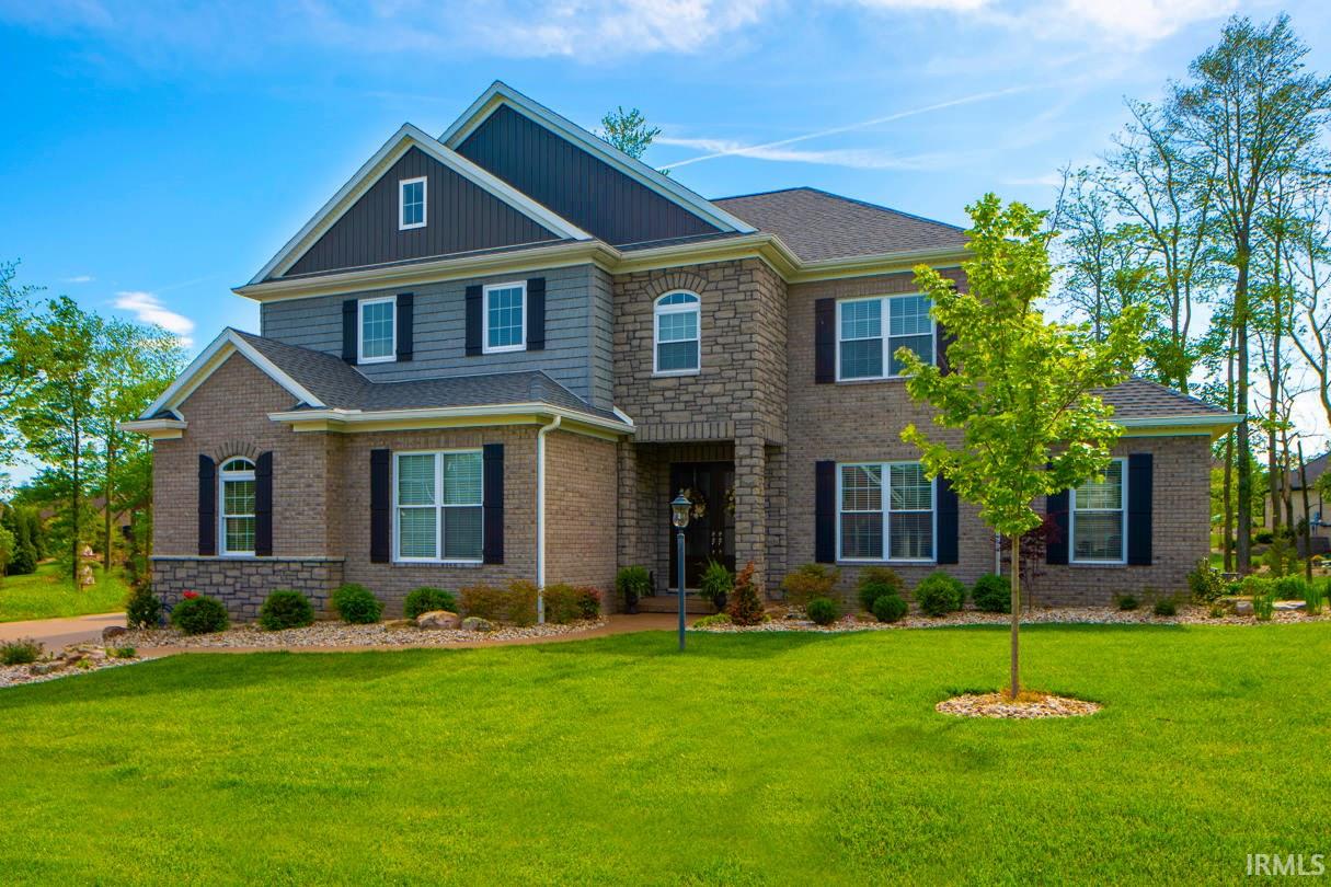 700k to 800k Homes for Sale in Newburgh IN