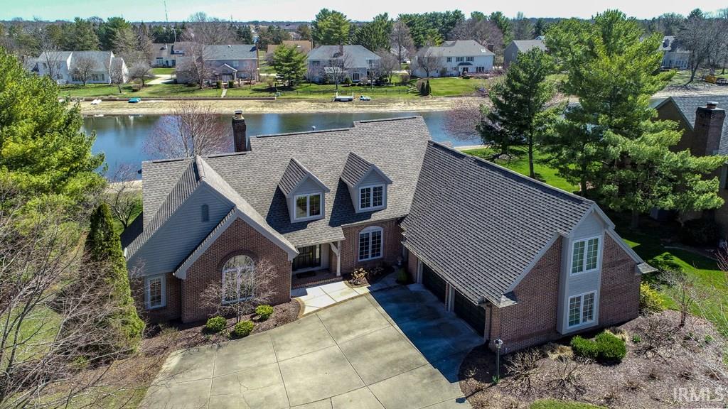 Granger IN Real Estate 51276 Lake Pointe Court Granger IN 46530 MLS