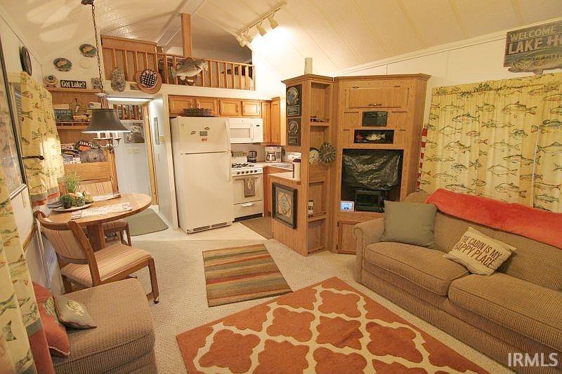 Birdseye Real Estate 7899 W State Road 164 IN 47513 79,900 202016109