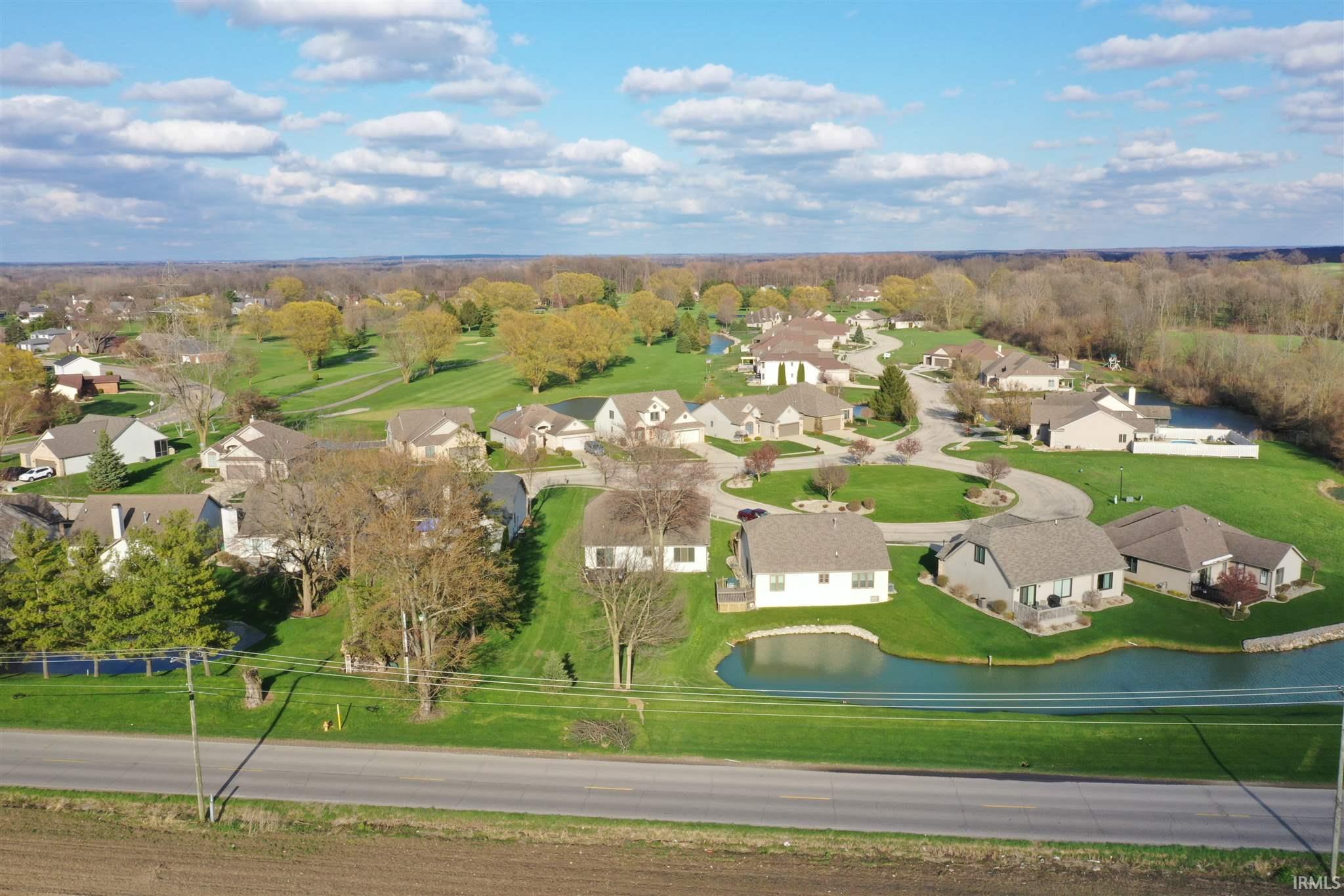 Residential for sale in Elkhart, Indiana, 202019727