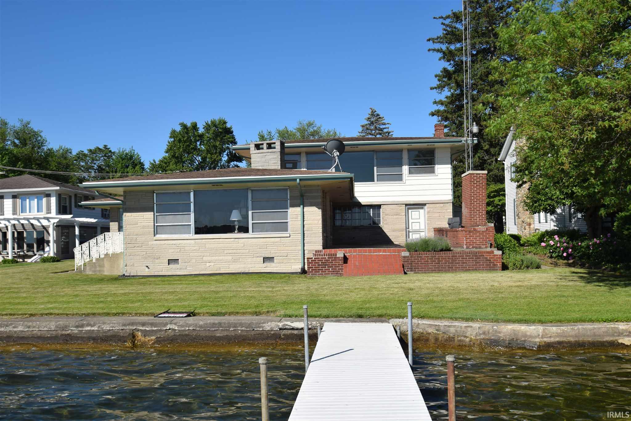 Syracuse Lake Indiana Lake and Luxury Homes