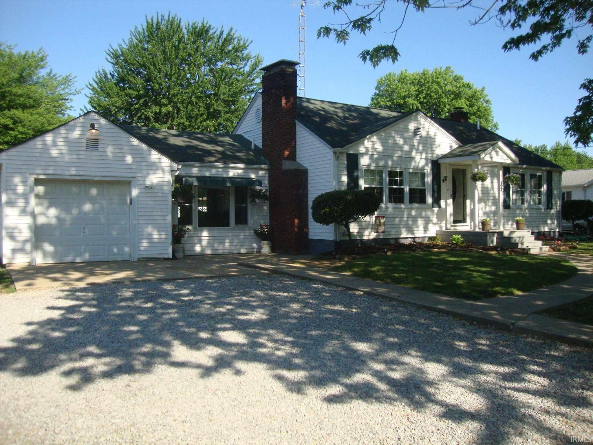 Loogootee Real Estate 311 Bloomfield Road IN 47553 170,500 202022663