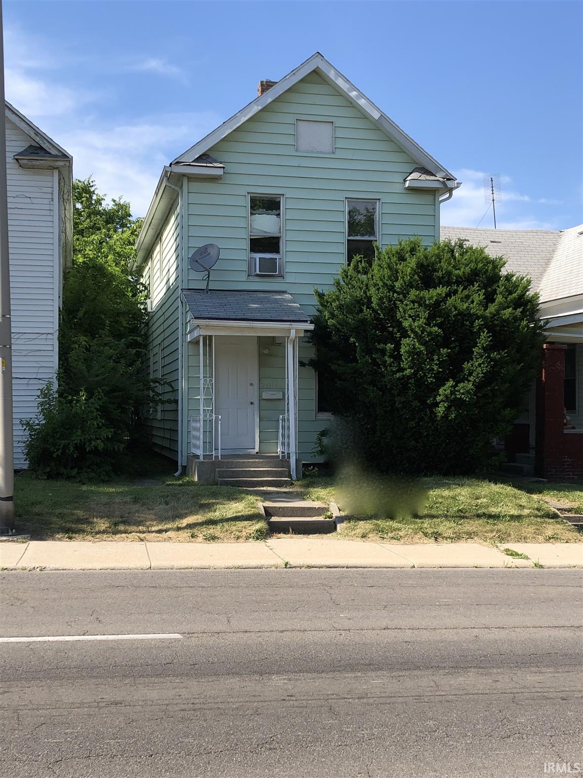 Sold 2111 Maumee Avenue, Fort Wayne, IN 46803 MLS 202022853