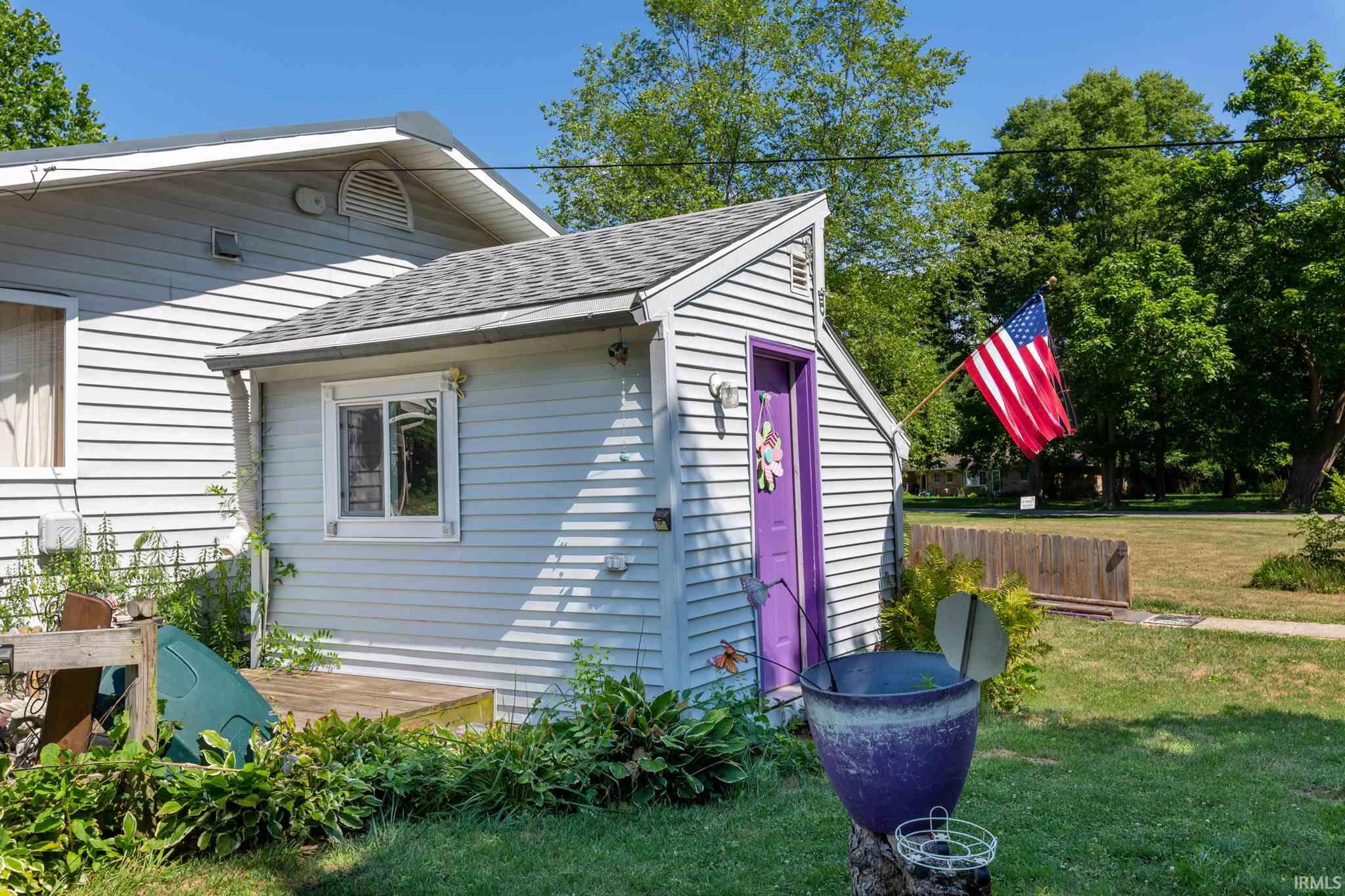 Residential for sale in Elkhart, Indiana, 202025468