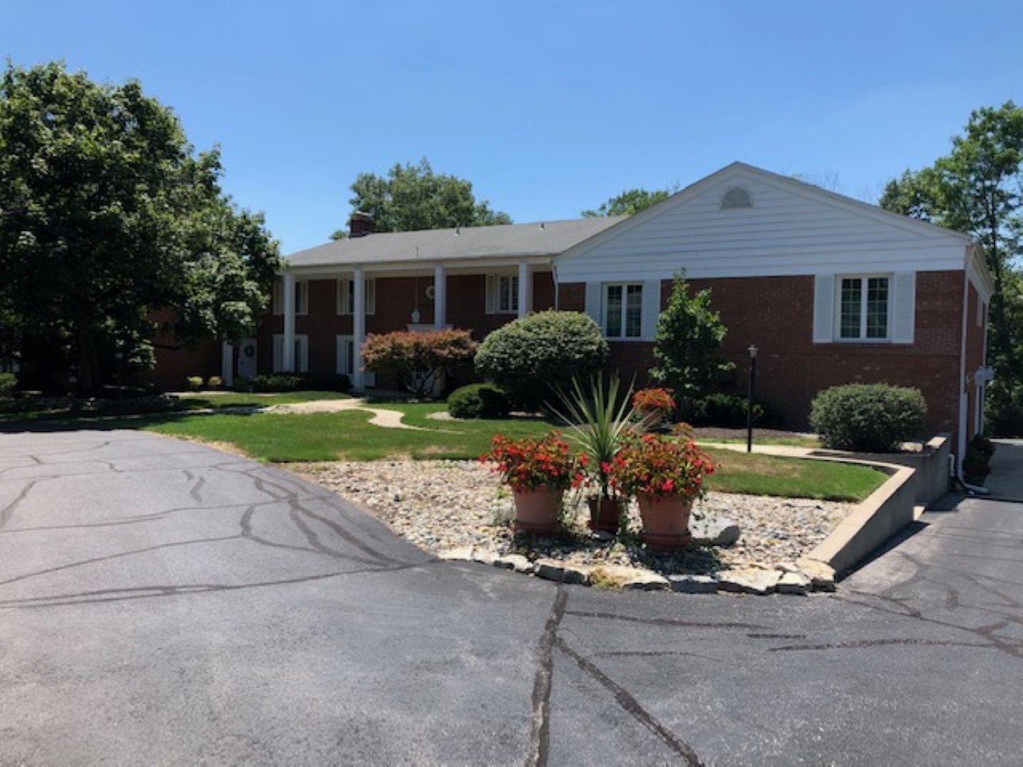 Sold 4701 Covington Road, Fort Wayne, IN 46804 MLS 202027915