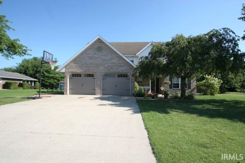 1658 Sugar Pine Drive, Jasper, IN 47546