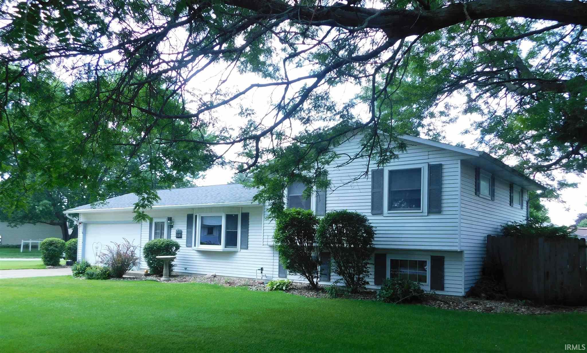 Mishawaka IN Real Estate 3002 Blanchard Mishawaka IN 46544 MLS 202029303