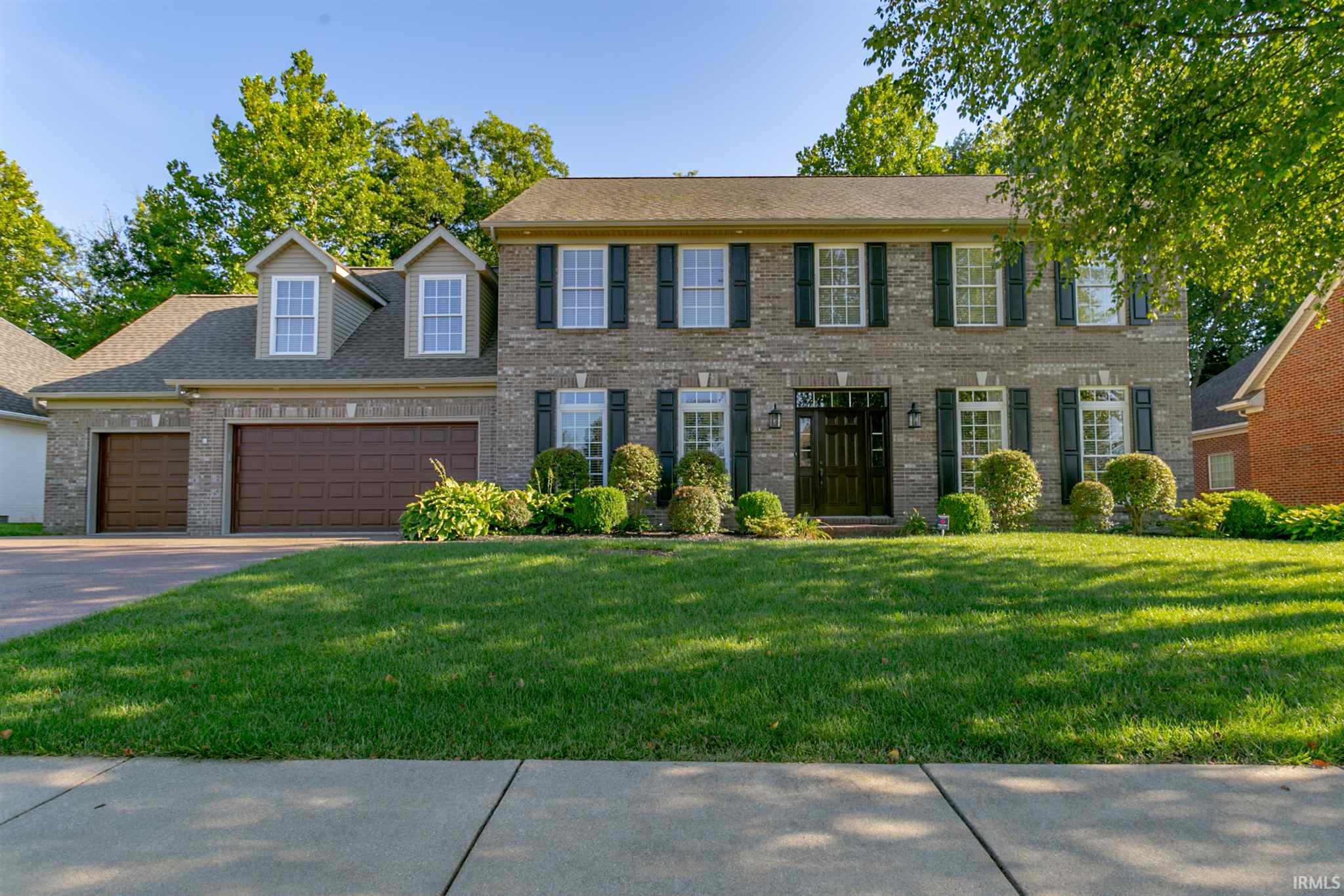 300k to 400k Homes for Sale in Newburgh IN