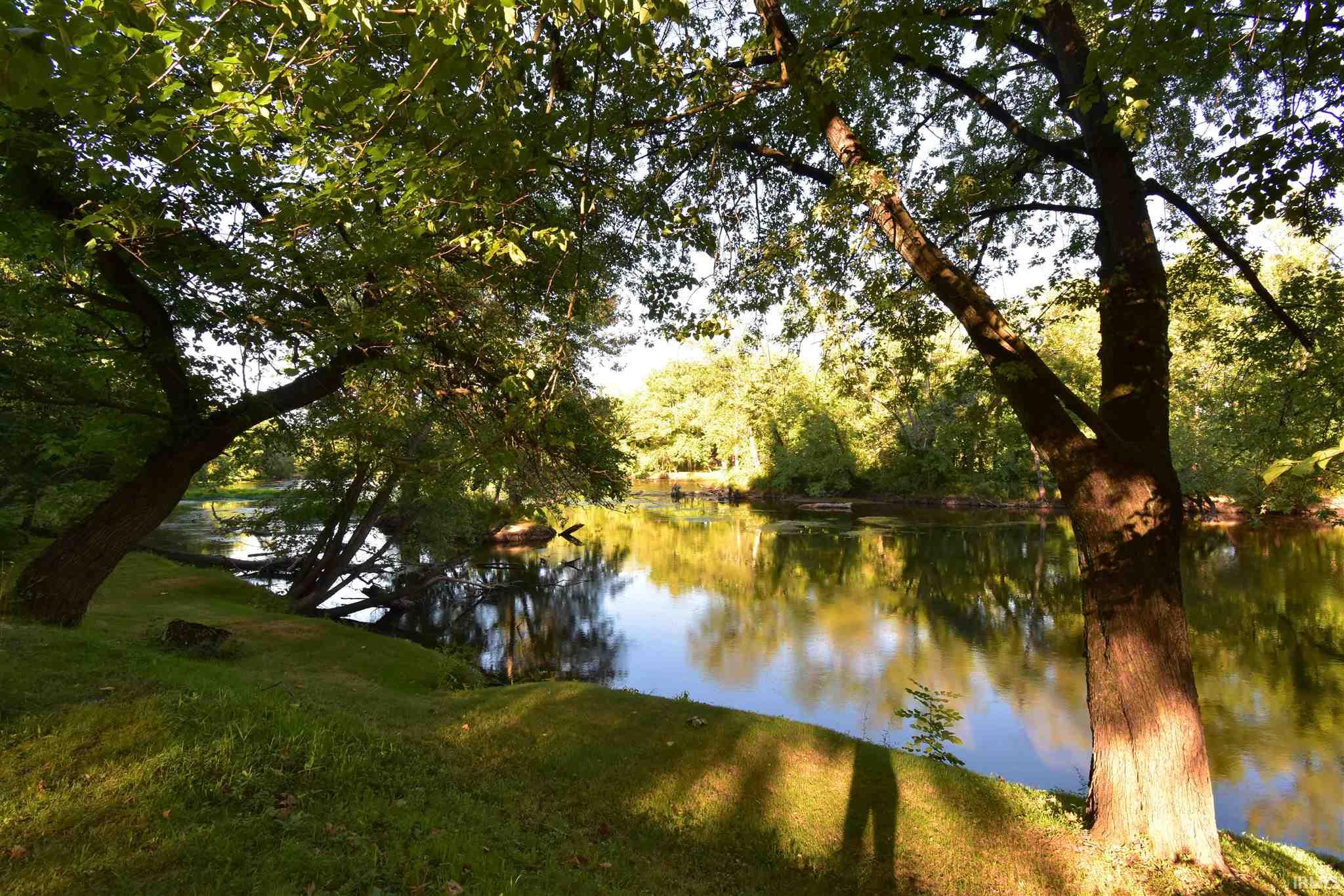 MLS 202033706 for sale 9863 S 550 W Winamac IN 46996