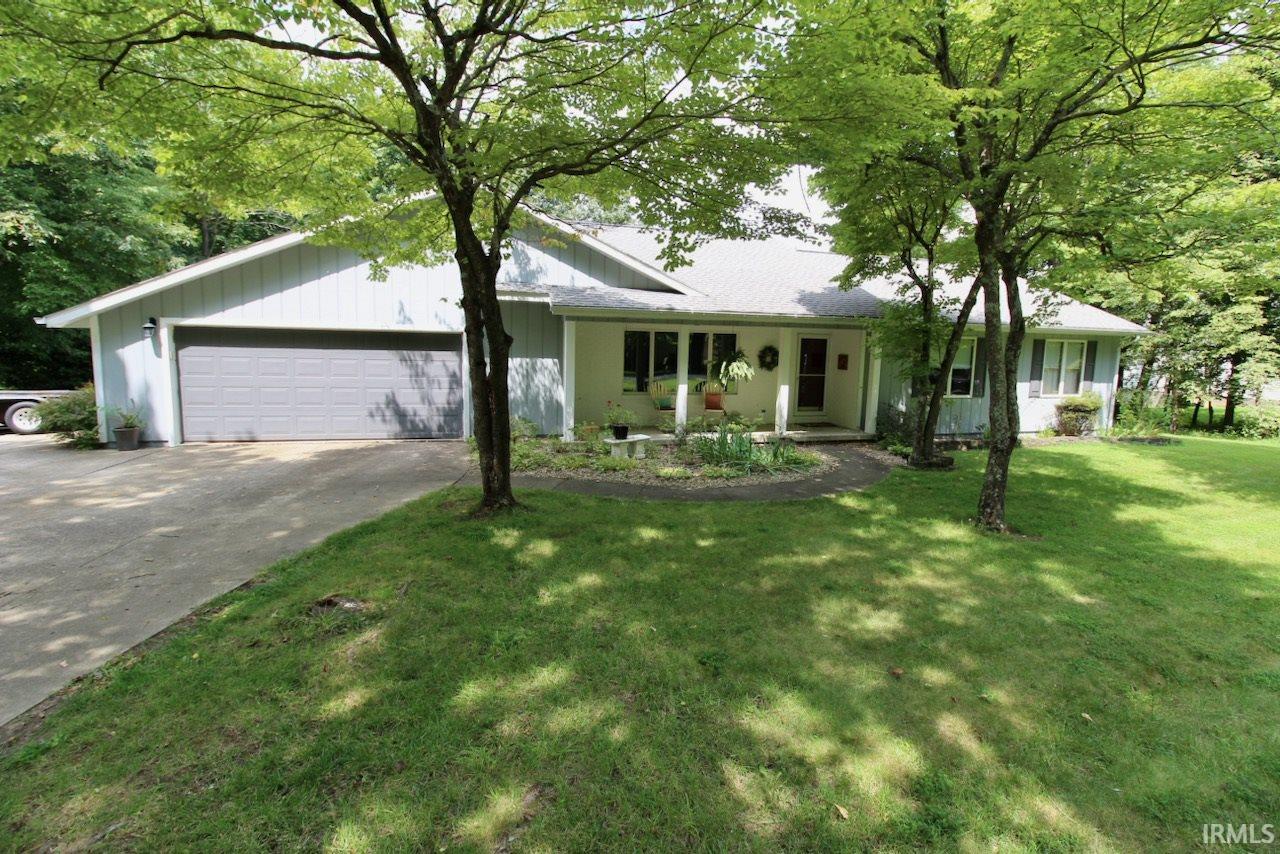 Christmas Lake Village Noel Shores Homes for Sale in Santa Claus IN