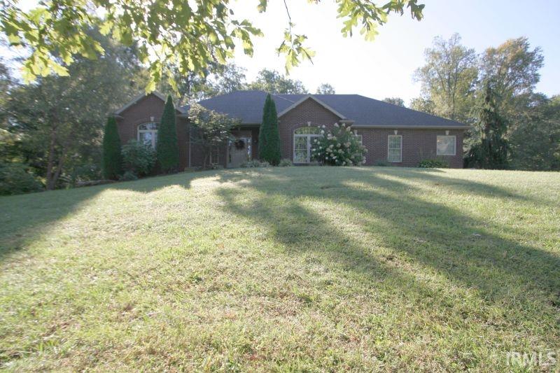 6465 E SR 62, Dale, IN 47523