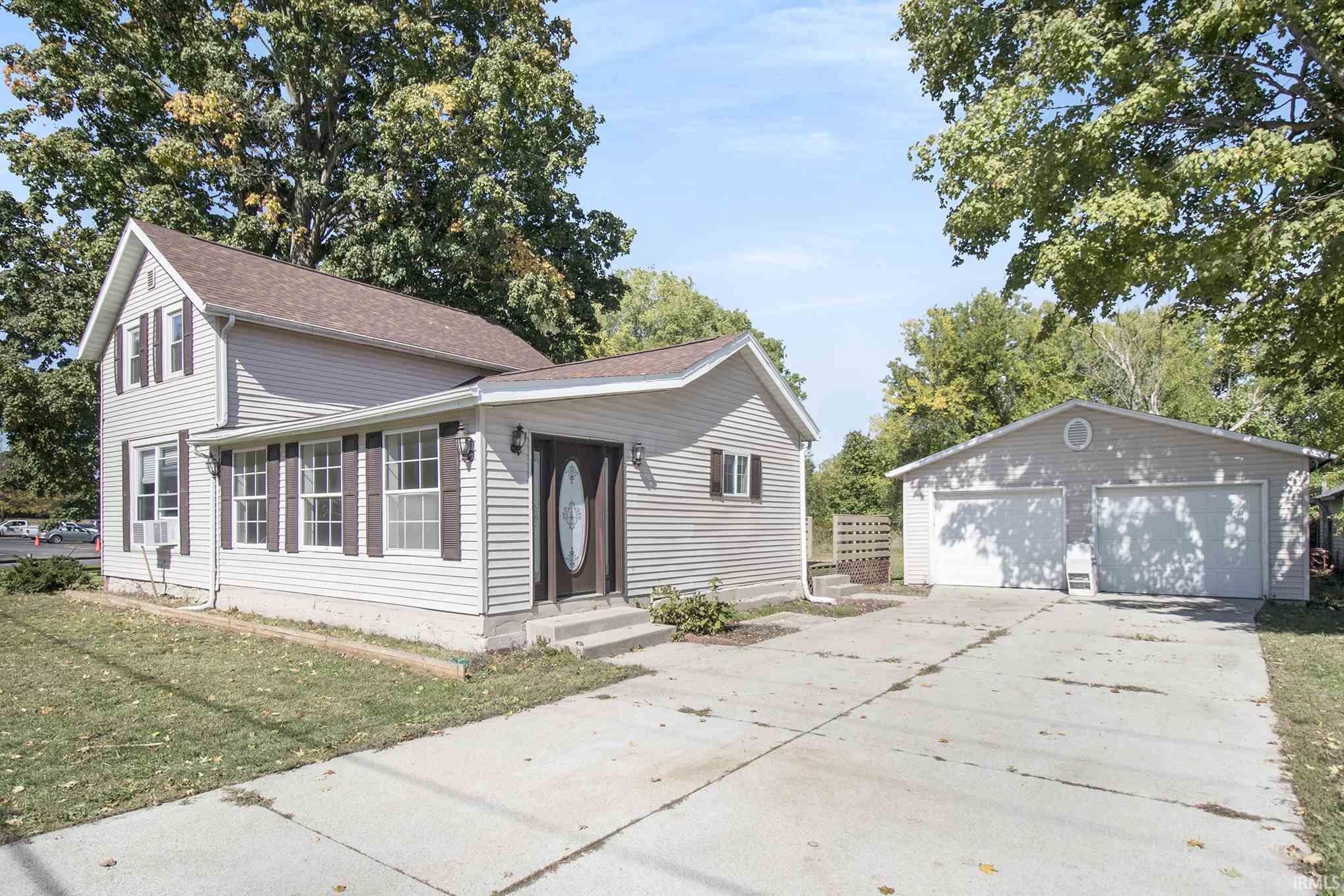 Residential for sale in Elkhart, Indiana, 202043785