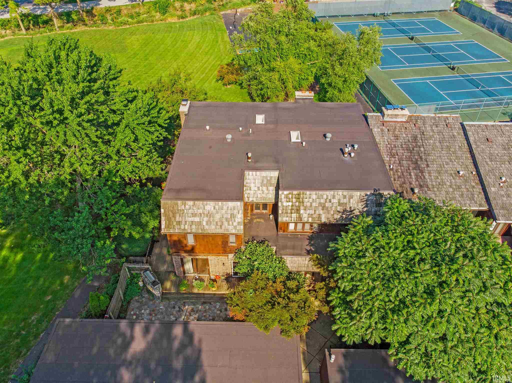 Sold 6847 Covington Creek Trail, Fort Wayne, IN 46804 MLS 202100067