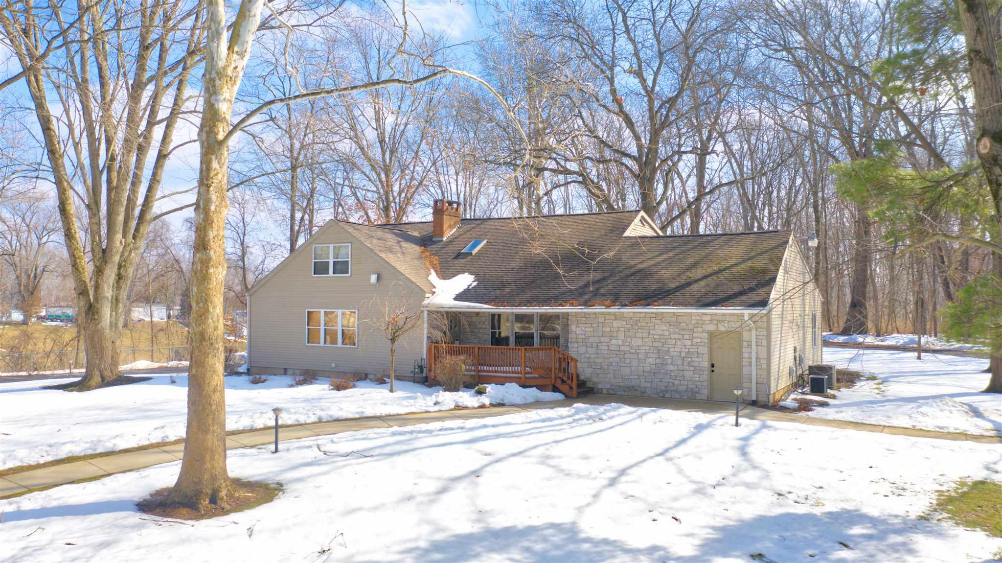 Commercial for sale in Winona Lake, Indiana, 202107575