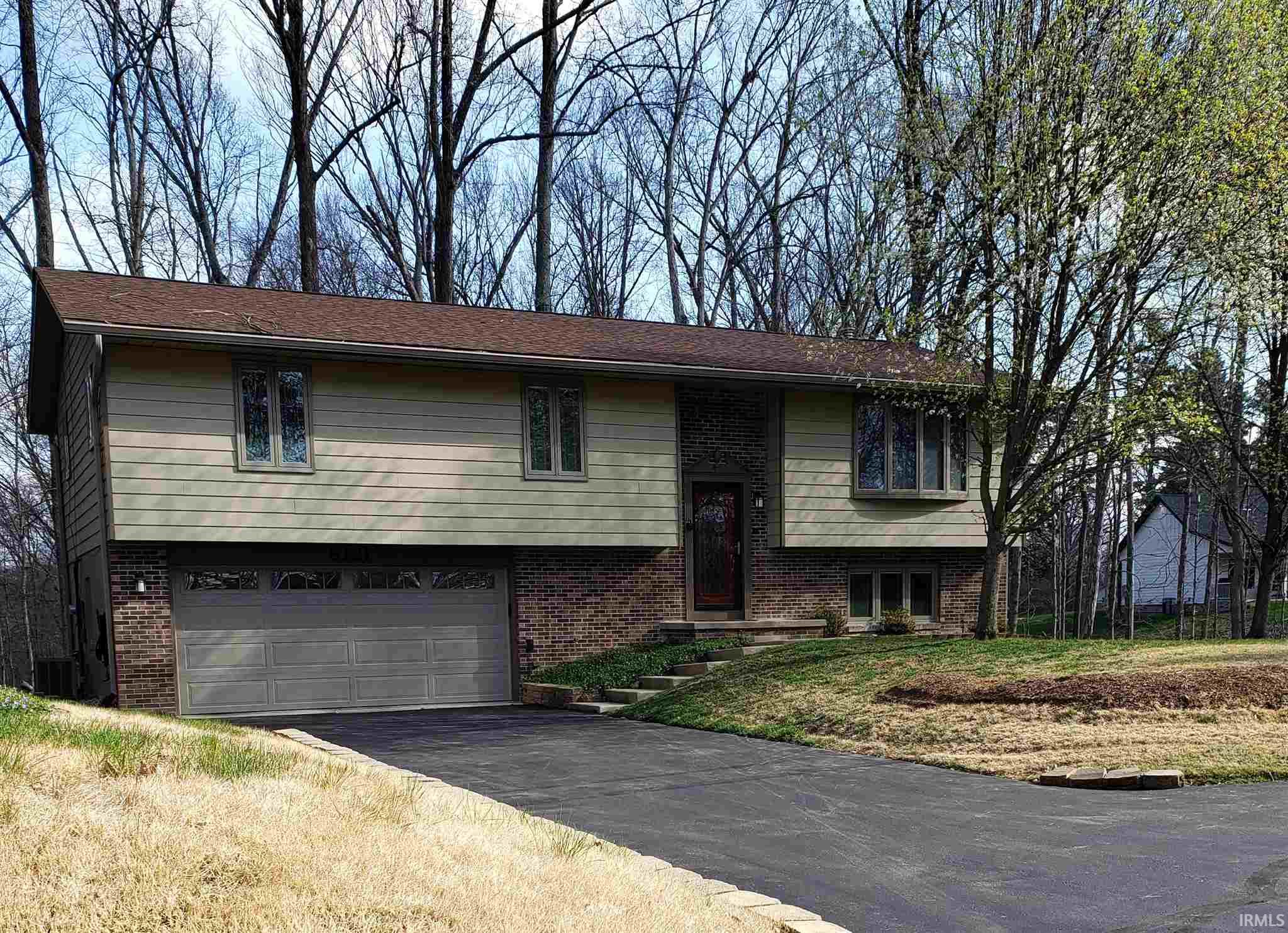 6121 E State Road 46 Bloomington In 47401 Millican Realty Bloomington Bedford Ellettsville Indiana Real Estate And Homes For Sale
